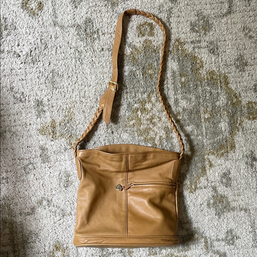 Vintage Brio Purse in Camel - Picture 8 of 8